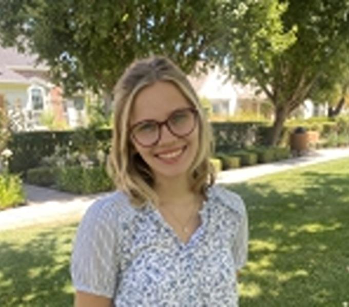 Samantha Mayer